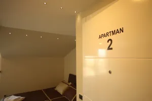 apartman2-mystique001