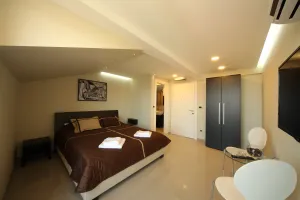 apartman2-mystique003