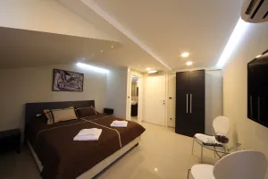apartman2-mystique008
