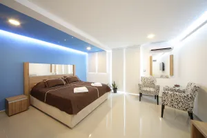 apartman5-blue-light004