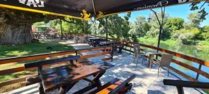 kocin_hrast_restoran043